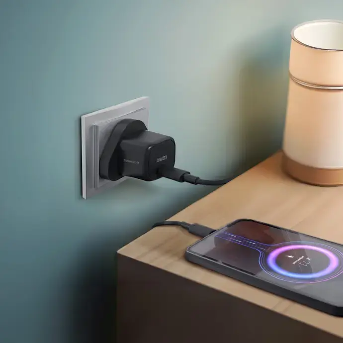 Porodo PD 20W UK Fast Charger.webp