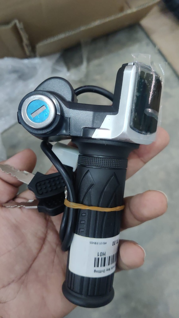 مسرع دراجة مع مفتاح Spear 0033 Accelerator