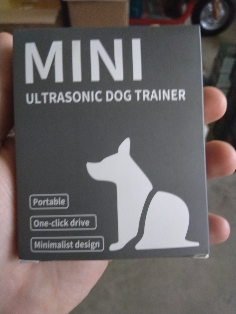 جهاز تدريب الكلاب الصغير بالموجات فوق الصوتية Mini Ultrasonic Dog Trainer