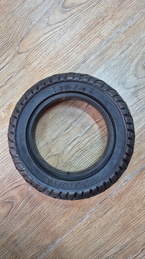 Spear 0327 200x50 Solid Tyre With Rim